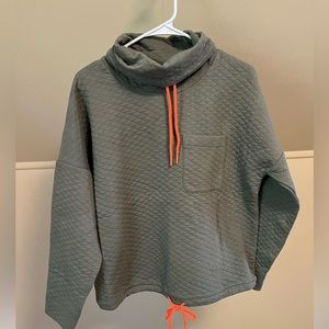 New Impact Collection United by Blue Medium Womens Dark Olive Pullover Sweater